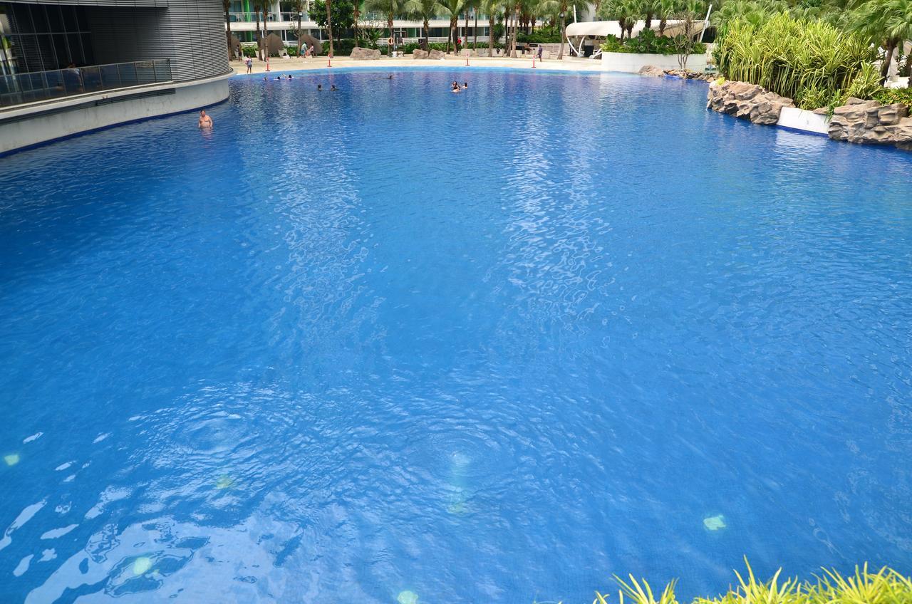 Azure Urban Resort Residences Manila Luaran gambar