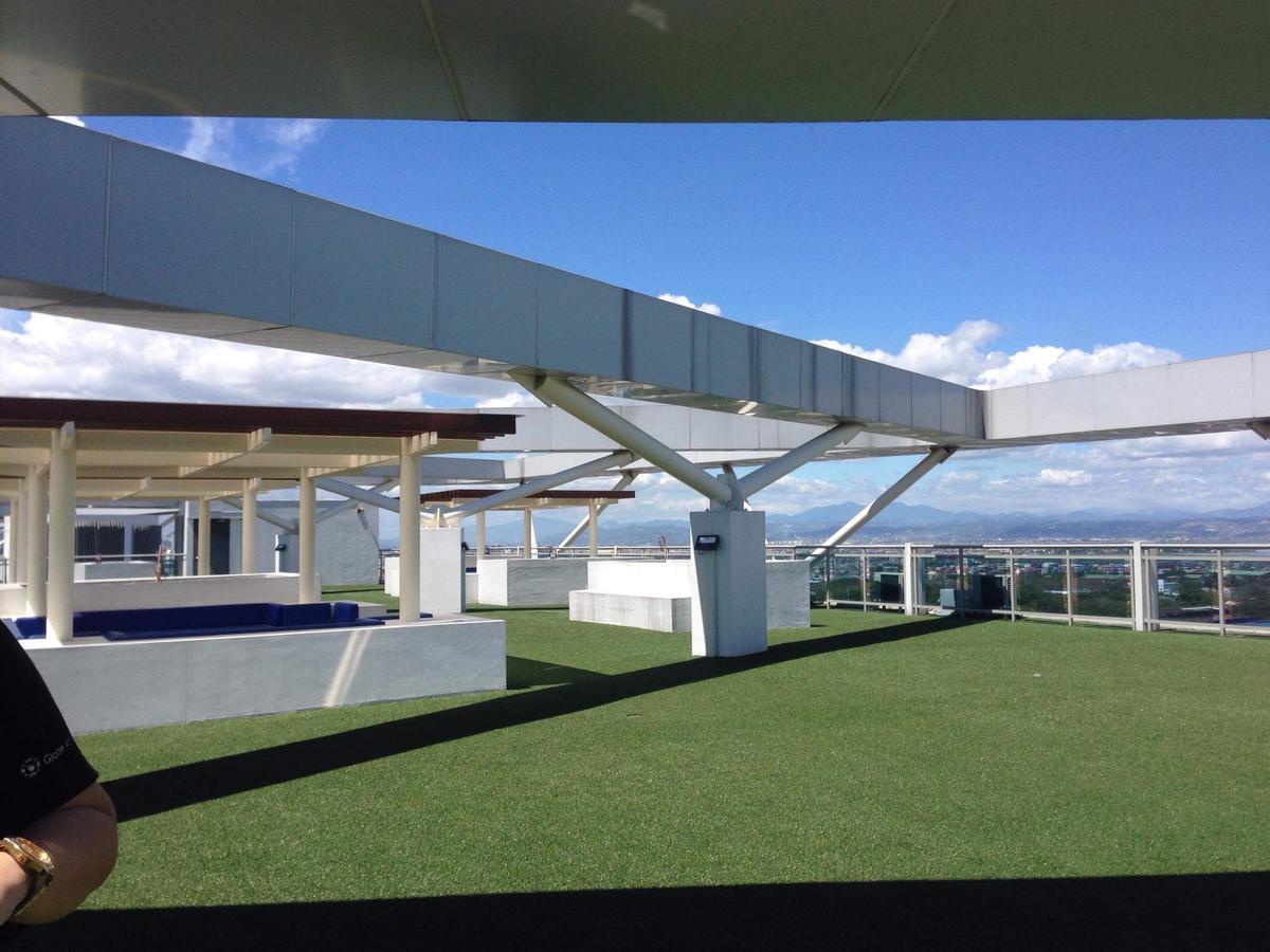 Azure Urban Resort Residences Manila Luaran gambar