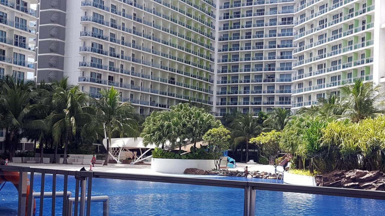 Azure Urban Resort Residences Manila Luaran gambar