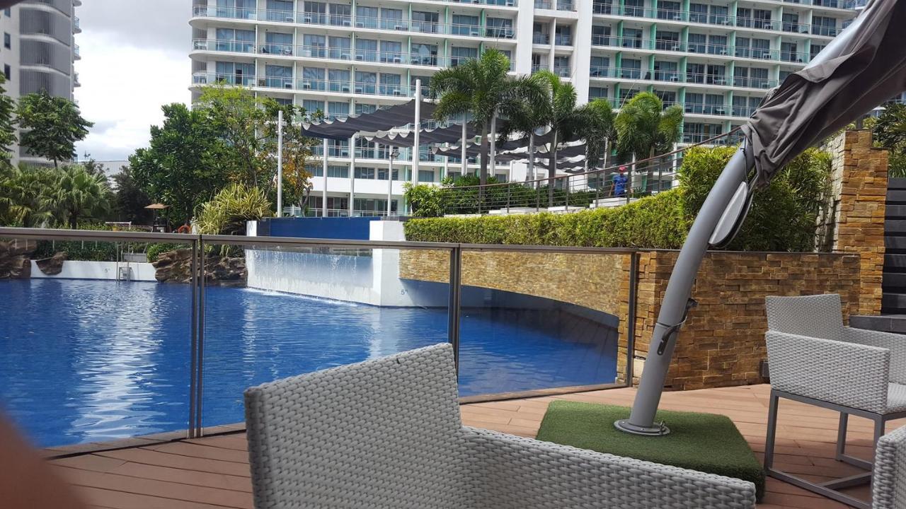 Azure Urban Resort Residences Manila Luaran gambar